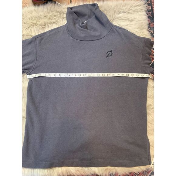 Peloton gray funnel neck sweatshirt, women's 1X - Picture 8 of 9